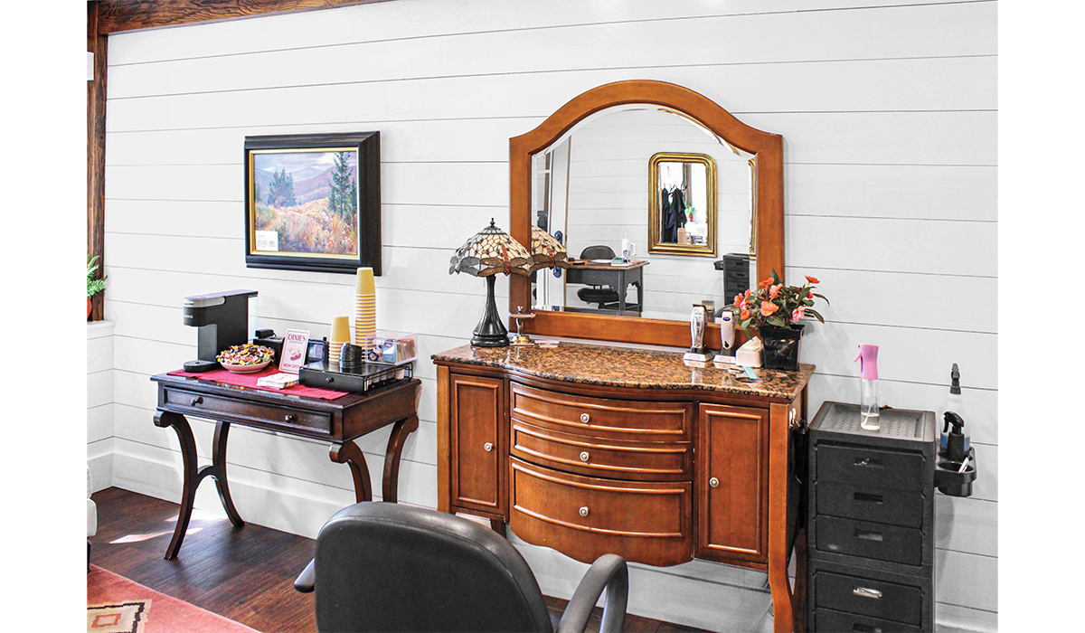 From cuts to color, we've got you covered.